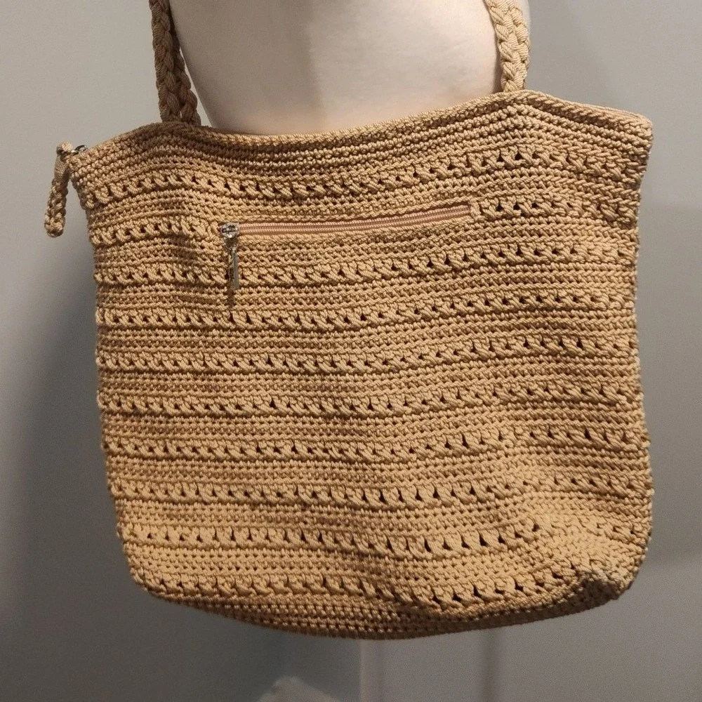 The Sak Crochet Tote Bag Women Large Tan Good Boho Braided Strap Zip Pocket